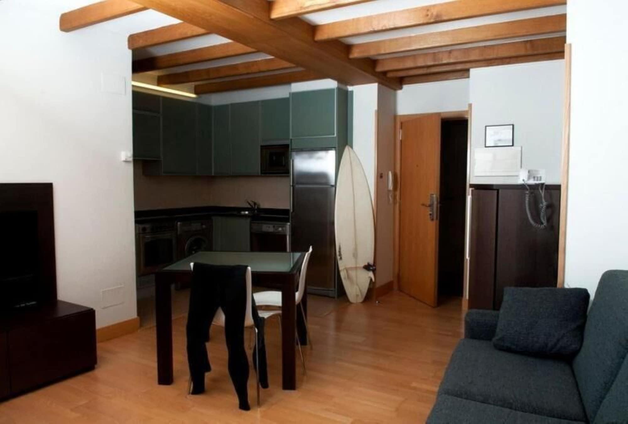 Apartamentos Turisticos Talaimendi Zarautz Exterior photo